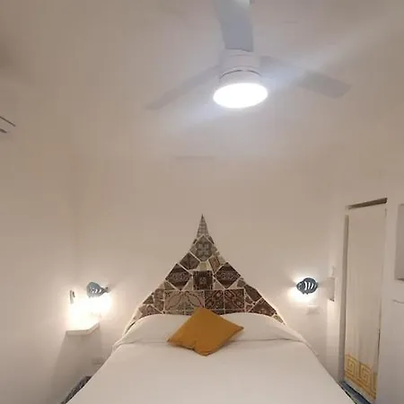 Marbnb Centro, Porto Ponza